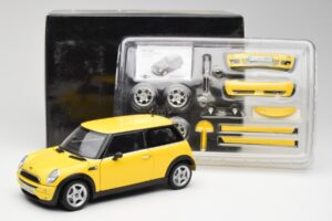 Mini Cooper One R50 Aerodynamický Paket Žltý Kyosho 1:18 80430148553 Kov – obrázok 8 z 8