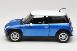 Mini Cooper R50 Modrý s Bielou Strechou Mondo Motors 1:18 MINI004 Kov – obrázok 4 z 8