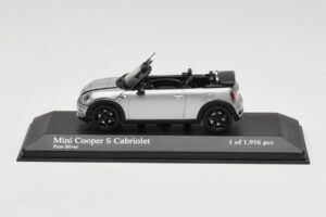 Mini Cooper S R57 Kabriolet Strieborný Minichamps 1:43 431138830 Kov
