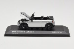 Mini Cooper S R57 Kabriolet Strieborný Minichamps 1:43 431138830 Kov – obrázok 5 z 6