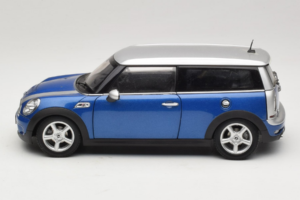 Mini Cooper S Clubman R55 Modrý & Strieborný Kyosho 1:18 80430421048 Kov – obrázok 4 z 8