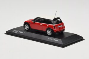 MINI Cooper S R53 Červený Minichamps 1:43 431138200 Kov – obrázok 3 z 5
