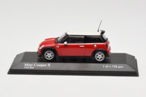 MINI Cooper S R53 Červený Minichamps 1:43 431138200 Kov