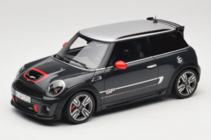 Mini John Cooper Works GP2 R56 Thunder Grey Otto 1:18 OT497 Živica