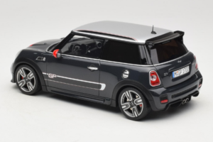 Mini John Cooper Works GP2 R56 Thunder Grey Otto 1:18 OT497 Živica – obrázok 5 z 6
