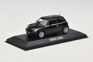Mini One R50 Čierny S Čiernou Strechou Minichamps 1:43 MINI005 Kov – obrázok 2 z 5