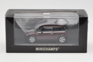 Mini One R50 Tmavo Červený S Čiernou Strechou Minichamps 1:43 MINI008 Kov – obrázok 4 z 5
