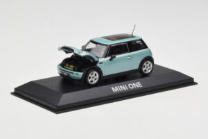Mini One R50 Svetlo Zelený So Svetlo Zelenou Strechou Minichamps 1:43 MINI003 Kov – obrázok 2 z 4