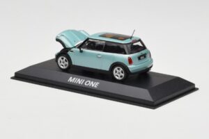 Mini One R50 Svetlo Zelený So Svetlo Zelenou Strechou Minichamps 1:43 MINI003 Kov – obrázok 3 z 4
