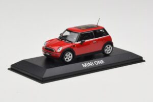 Mini One R50 Červený S Červenou Strechou Minichamps 1:43 MINI001 Kov – obrázok 2 z 5