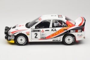 Mitsubishi Carisma GT Group N2 R. Burns / R. Reid RAC Rally 1997 Biely Otto 1:18 OT1192 Živica – obrázok 3 z 6