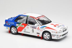 Mitsubishi Galant VR-4 #9 K. Eriksson / S. Parmander RAC Rally 1990 IXO 1:18 18RMC192A Kov – obrázok 4 z 6