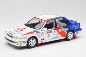 Mitsubishi Galant VR-4 #9 K. Eriksson / S. Parmander RAC Rally 1990 IXO 1:18 18RMC192A Kov