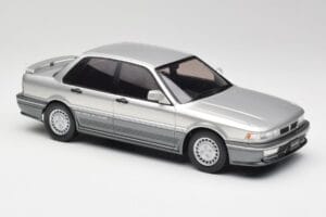 Mitsubishi Galant VR-4 Strieborný IXO 1:18 18CMC191 Kov – obrázok 4 z 6