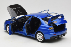 Mitsubishi Lancer Evolution X Modrý OEM 1:18 MLE01 Kov – obrázok 5 z 8