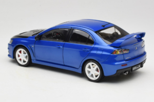Mitsubishi Lancer Evolution X Modrý OEM 1:18 MLE01 Kov – obrázok 7 z 8