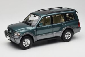 Mitsubishi Pajero V73 Zelený YC Model 1:18 241218040101010215 Kov