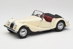 Morgan 4/4 Series II Biely Kyosho 1:18 08111W Kov