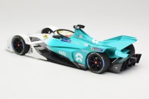 NIO 004 Team NIO #16 O. Turvey Formula E Season 5 2019 Minichamps 1:18 114180016 Kov – obrázok 5 z 6