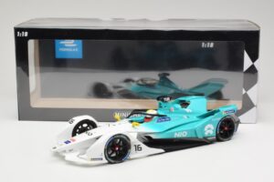 NIO 004 Team NIO #16 O. Turvey Formula E Season 5 2019 Minichamps 1:18 114180016 Kov – obrázok 6 z 6