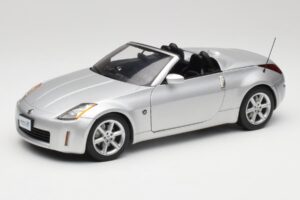 Nissan 350Z Z33 Roadster Diamond Strieborný AUTOart 1:18 77371 Kov