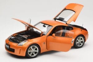 Nissan 350Z Z33 Sunset Orange AUTOart 1:18 77312 Kov – obrázok 2 z 8