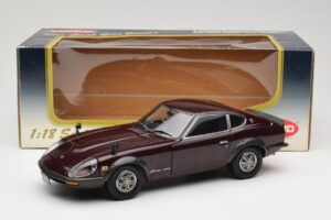 Nissan Fairlady 240Z-G S30 Vínový Kyosho 1:18 08212M Kov – obrázok 8 z 8