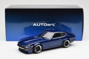 Nissan Fairlady Z S30 Devil Z Wangan Midnight Film AUTOart 1:18 77451 Kov – obrázok 8 z 8