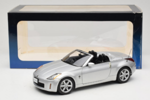 Nissan Fairlady Z Z33 Roadster Diamond Silver AUTOart 1:18 77376 Kov – obrázok 8 z 8