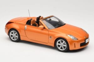 Nissan Fairlady Z Z33 Roadster Sunset Orange AUTOart 1:18 77377 Kov – obrázok 6 z 8
