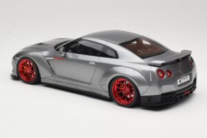 Nissan GT-R R35 Prior Design Šedý GT Spirit 1:18 GT243 Živica – obrázok 5 z 6