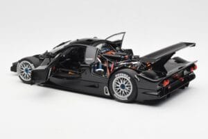 Nissan R390 GT1 #0 24 Hours of Le Mans 1998 AUTOart 1:18 89878 Kov – obrázok 5 z 8