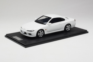 Nissan Silvia S15 Spec-S Biely Cracked Plexi One Model 1:18 REMC034 Kov – obrázok 2 z 7