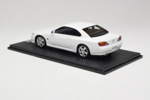 Nissan Silvia S15 Spec-S Biely Cracked Plexi One Model 1:18 REMC034 Kov – obrázok 5 z 7