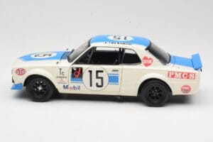 Nissan Skyline 2000GT-R KPGC10 #15 K. Takahashi Nissan Works JTCC 1972 Kyosho 1:18 08122B Kov – obrázok 4 z 8