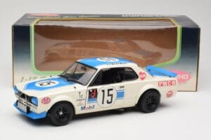 Nissan Skyline 2000GT-R KPGC10 #15 K. Takahashi Nissan Works JTCC 1972 Kyosho 1:18 08122B Kov – obrázok 8 z 8
