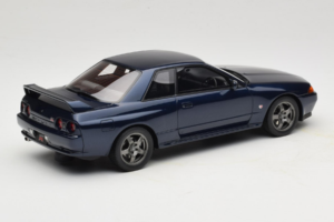 Nissan Skyline GT-R BNR32 Dark Blue Pearl Otto 1:18 OT1199 Živica – obrázok 2 z 6