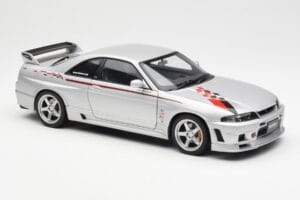 Nissan Skyline GT-R R33 R-Tune Strieborný AUTOart 1:18 77326 Kov – obrázok 6 z 8