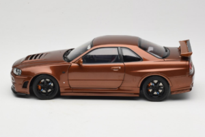 Nissan Skyline GT-R R34 Customized Metallic Bronze MotorHelix 1:18 M83414 Kov – obrázok 4 z 8