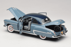 Oldsmobile 88 Modrý Grease Auto World 1:18 AWSS103/06 Kov – obrázok 5 z 8
