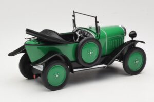 Opel 4 PS Laubfrosch Zelený MCG 1:18 MCG18050 Kov – obrázok 2 z 6