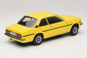 Opel Ascona B SR Žltý Poškriabaný Predok Sun Star 1:18 5384 Kov – obrázok 3 z 9