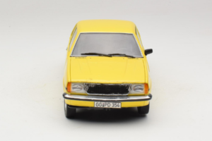 Opel Ascona B SR Žltý Poškriabaný Predok Sun Star 1:18 5384 Kov – obrázok 4 z 9