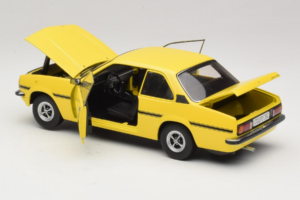 Opel Ascona B SR Žltý Poškriabaný Predok Sun Star 1:18 5384 Kov – obrázok 6 z 9