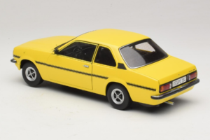 Opel Ascona B SR Žltý Poškriabaný Predok Sun Star 1:18 5384 Kov – obrázok 8 z 9