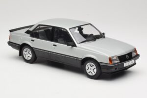 Opel Ascona C SR Strieborný MCG 1:18 MCG18460 Kov – obrázok 4 z 6