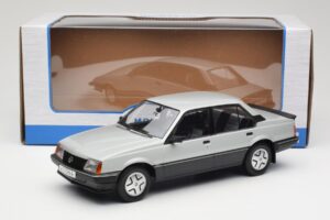 Opel Ascona C SR Strieborný MCG 1:18 MCG18460 Kov – obrázok 6 z 6