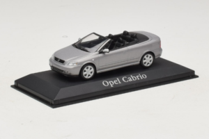 Opel Astra G Kabriolet Grey Metallic Minichamps 1:43 ASTRA001 Kov – obrázok 2 z 4