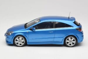 Opel Astra H OPC Arden Blue Otto 1:18 OT473 Živica – obrázok 3 z 6