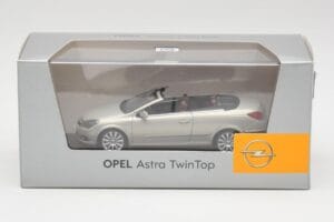 Opel Astra H Twin Top Strieborný Minichamps 1:43 403045633 Kov – obrázok 4 z 4